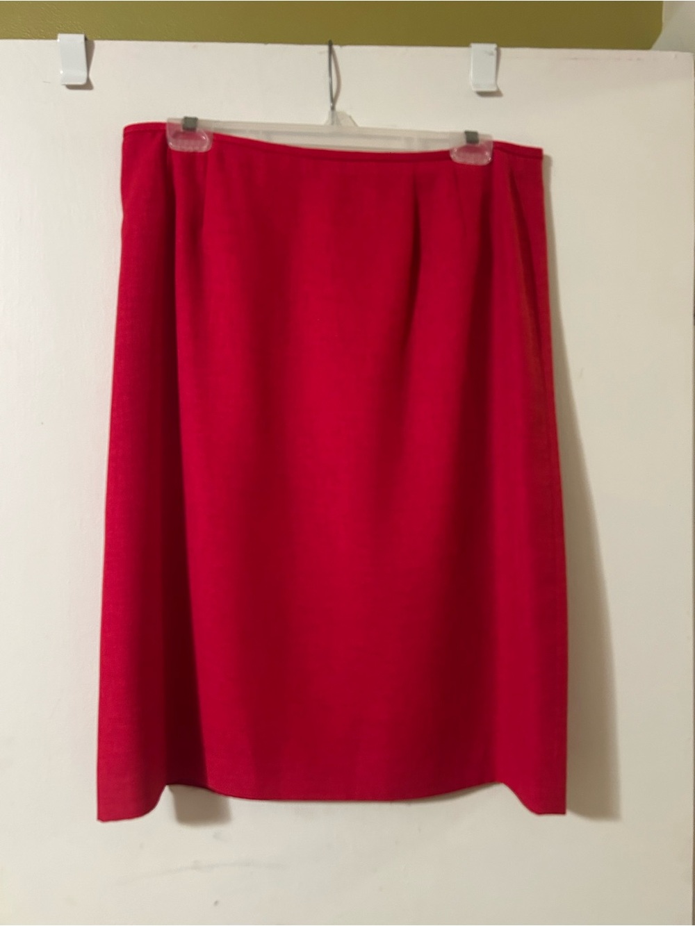 Kasper Bright Red Midi Skirt